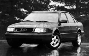 Audi 100 S4 Sedan